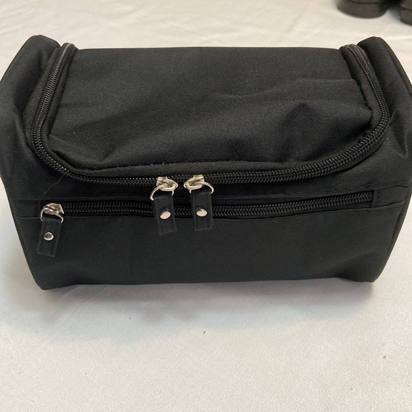 Canvas Black Hanging Mens Toiletry/ Dopp Bag with Carry Handle- NWOT - Picture 4 of 10